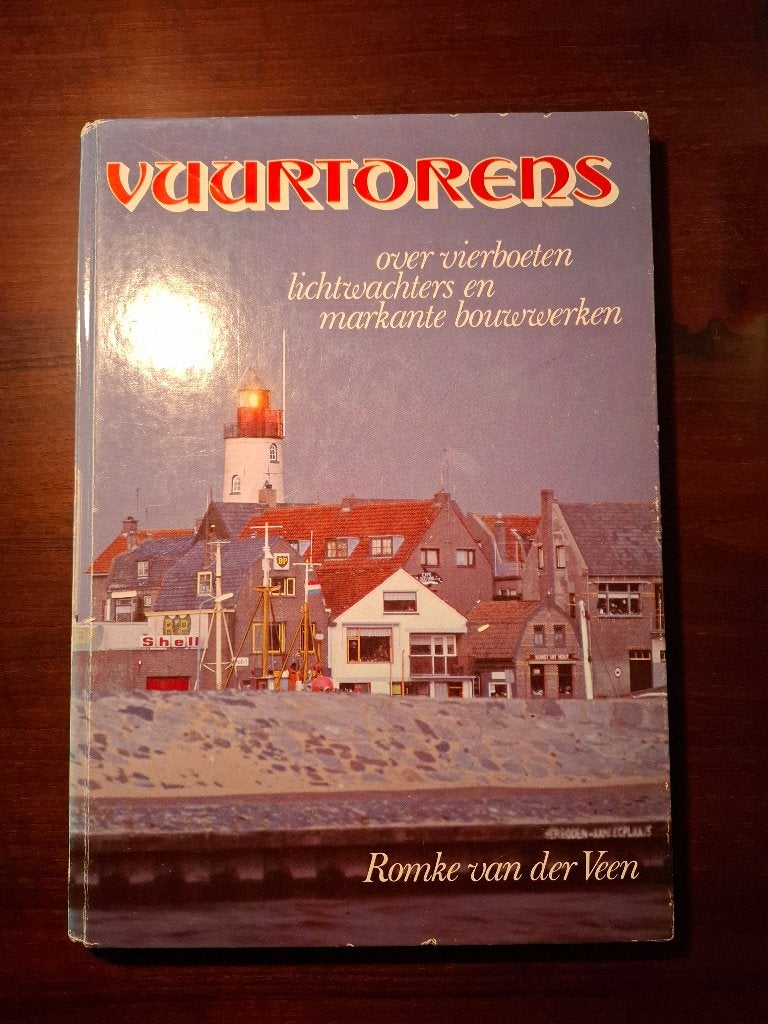 Boek - Vuurtorens (Romke vd Veen, 1981), Gelezen, Romke van der Veen, Ophalen of Verzenden, Stijl of Stroming