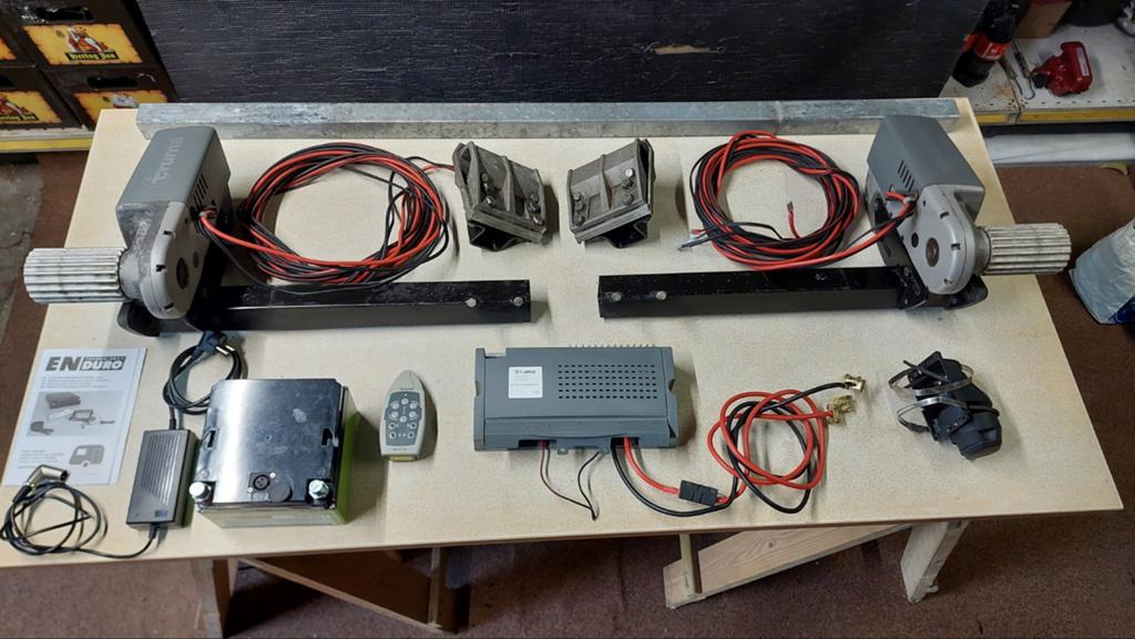 Truma SER caravan mover met Lithium accu, Ophalen, Gebruikt