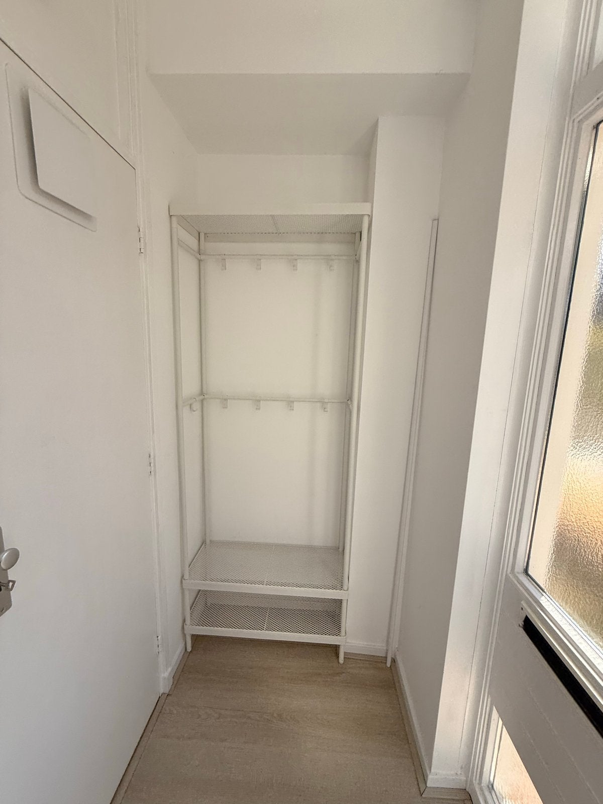 IKEA MACKAPÄR kapstok met schoenenopberger, wit, Huis en Inrichting, Ophalen, 200 cm of meer, Zo goed als nieuw, Metaal