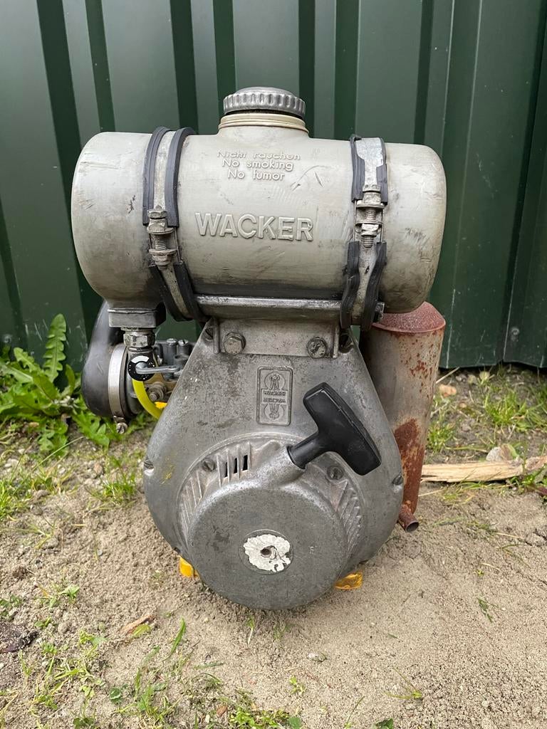 Wacker 2-takt motortje, Ophalen of Verzenden, Gebruikt, Benzinemotor, 1800 rpm of meer