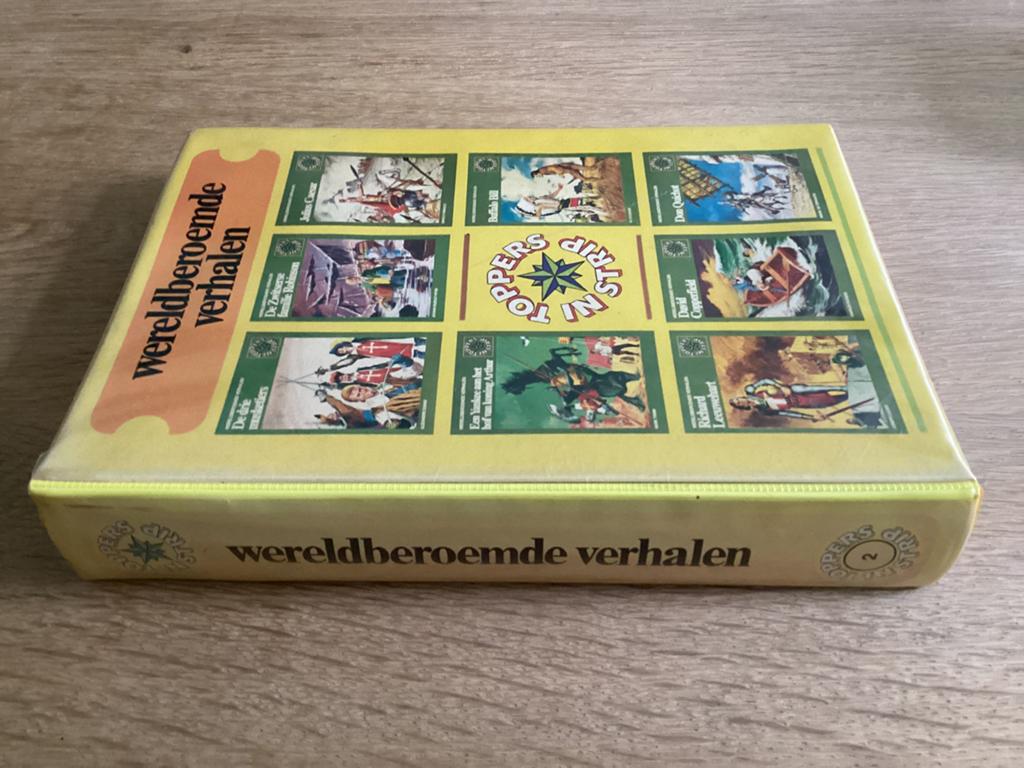 Wereldberoemde Verhalen Toppers in Strip Boek 2, Boeken, Stripboeken, Meerdere stripboeken, Ophalen of Verzenden, Gelezen