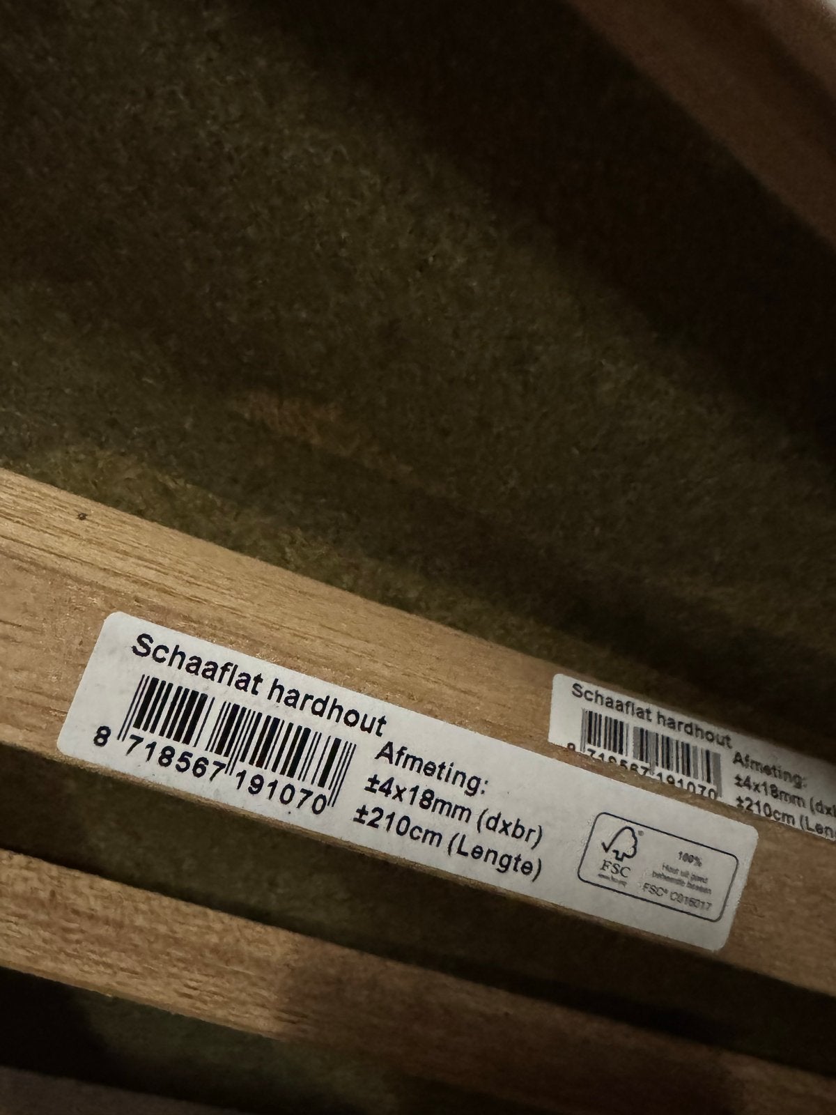 4x Schaaflat hardhout en 3x hoeklat hardhout 4x18mm x 210cm, Minder dan 25 mm, Nieuw, Ophalen of Verzenden, 200 tot 250 cm