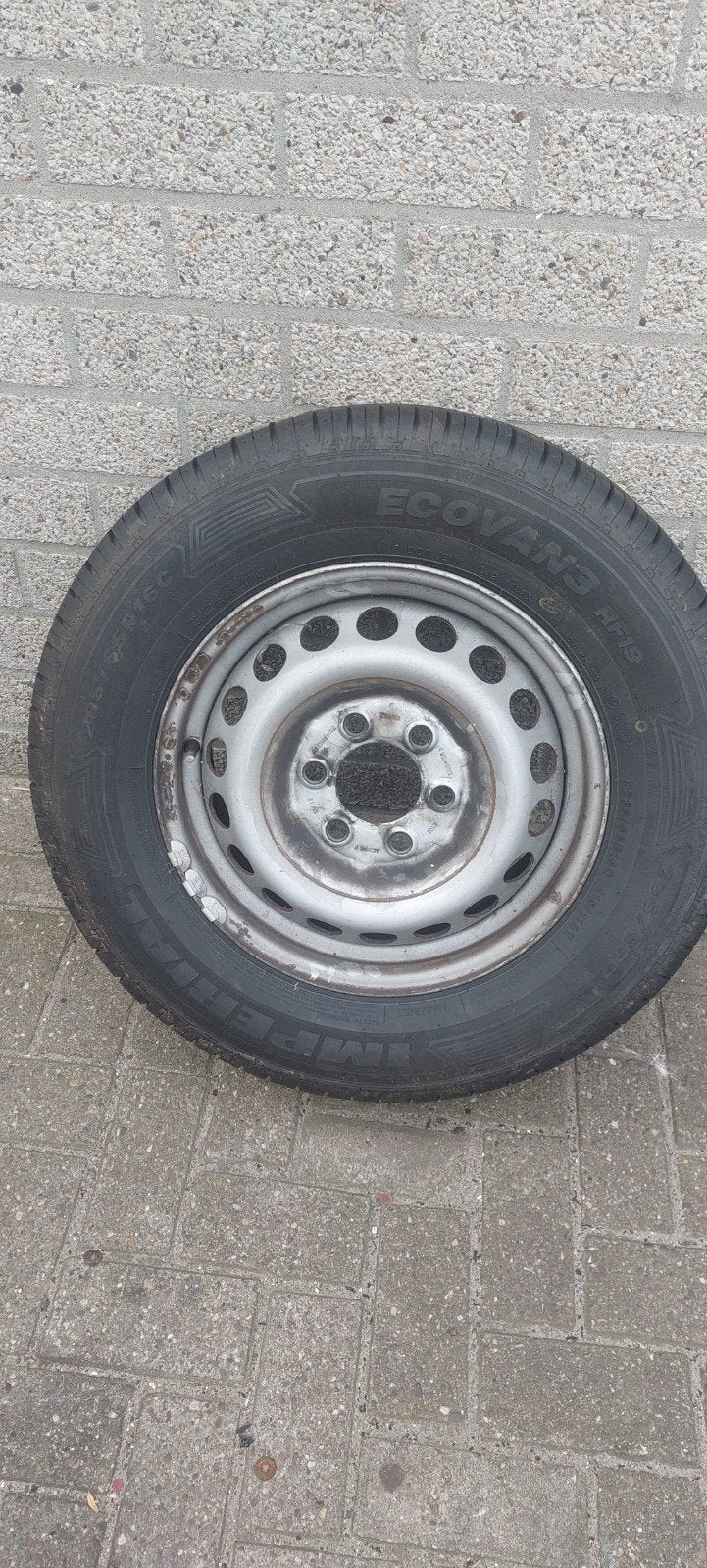 ZGAN.zomerbanden op velgen Mercedes Sprinter 235/65R16 C, 16 inch, Banden en Velgen, Ophalen of Verzenden, 235 mm