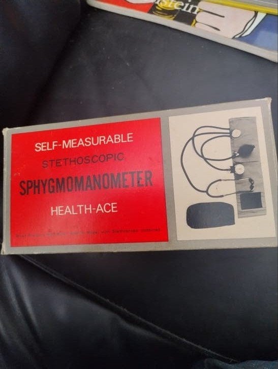 🔴 Stethocopic Sphygmomanometer in doosje, Ophalen of Verzenden