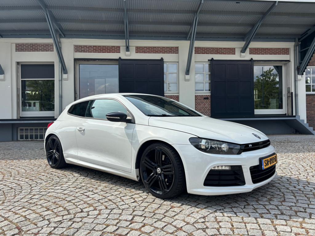 Volkswagen scirocco r 2010, 1984 cc, 4 stoelen, Wit, Particulier