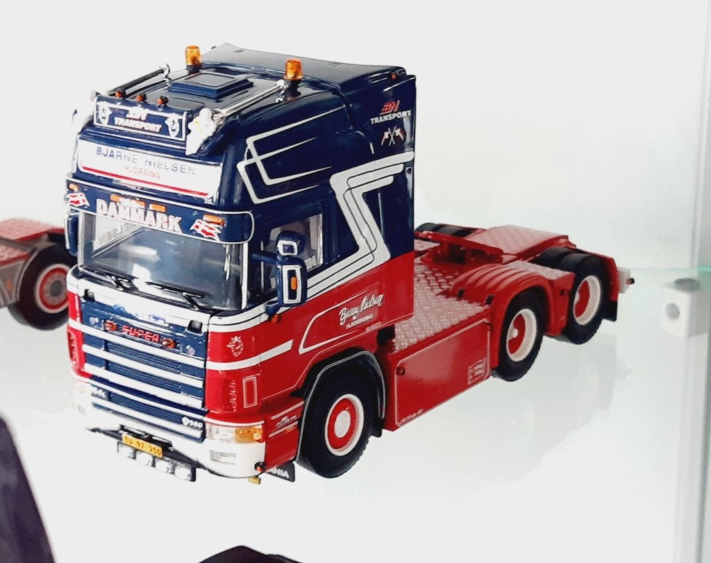 WSI Scania 4 serie Bjarne Nielsen, Hobby en Vrije tijd, Modelauto's | 1:50, Nieuw, Bus of Vrachtwagen, Wsi, Ophalen of Verzenden