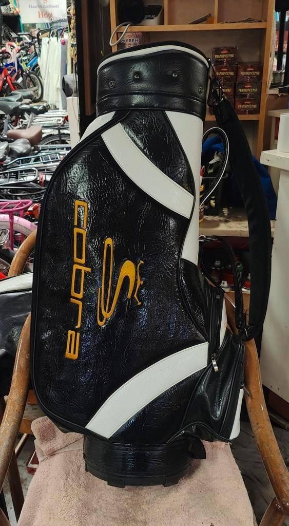 Cobra Golftas in zwart en wit, Sport en Fitness, Golf, Gebruikt, Onbekend, Cobra, Ophalen
