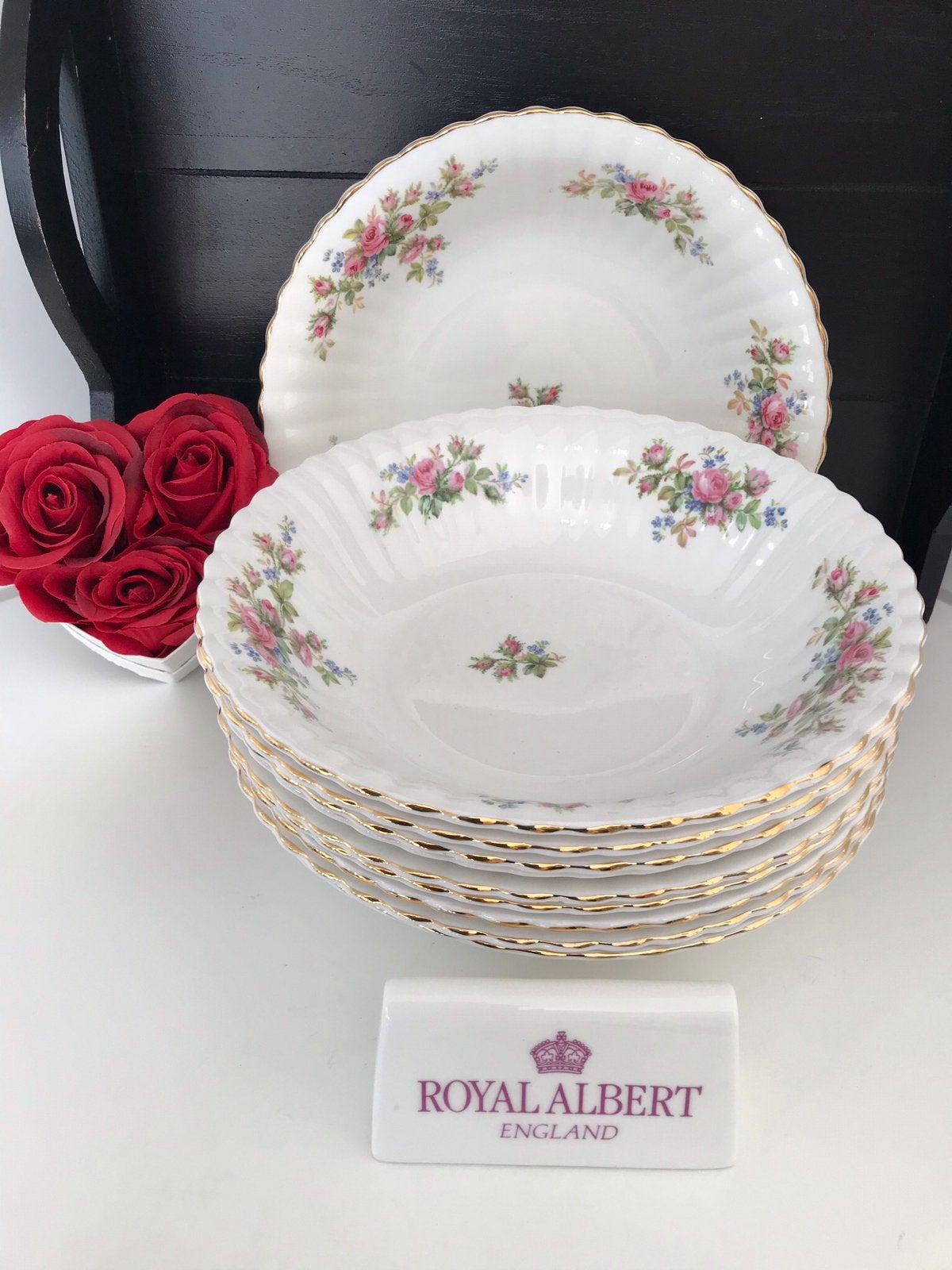 Royal albert MOSS ROSE GROTE RONDE SLASCHALEN, Ophalen, Zo goed als nieuw, Porselein, Bord of Schaal