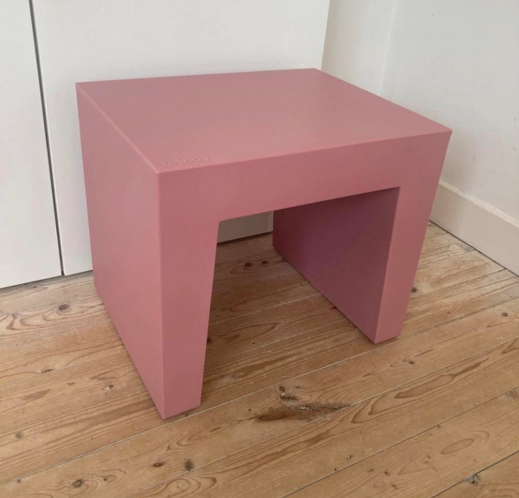 Fatboy Concrete Seat kruk/tafel indoor outdoor oudroze, Ophalen, 50 tot 100 cm, Zo goed als nieuw, 25 tot 50 cm