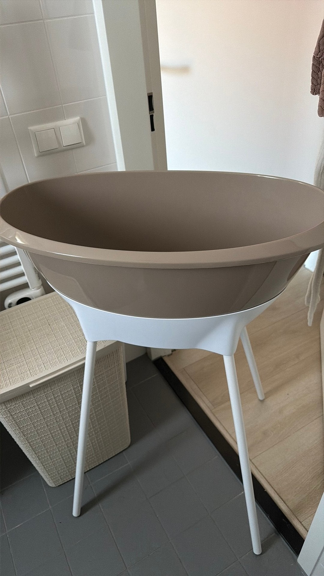Luma Baby Bad Taupe - Zo goed als nieuw, Ophalen, Zo goed als nieuw, Badje, Overige merken