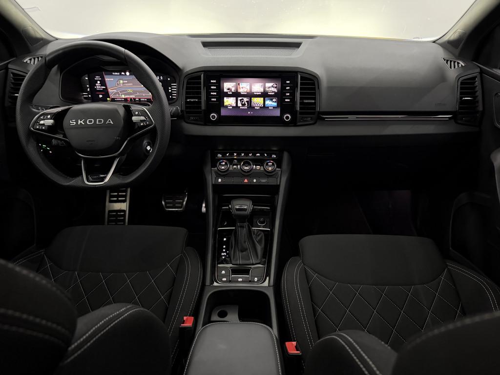 Skoda Karoq 1.5 TSI ACT Sportline Business Panoramadak, Navi, Stof, 4 cilinders, 150 pk, Startonderbreker