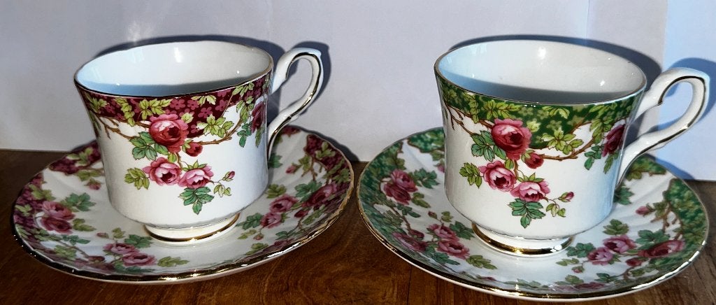 2 kop en schotels van Royal Stafford,  Olde English Garden, Ophalen, Zo goed als nieuw, Porselein, Kop en/of schotel