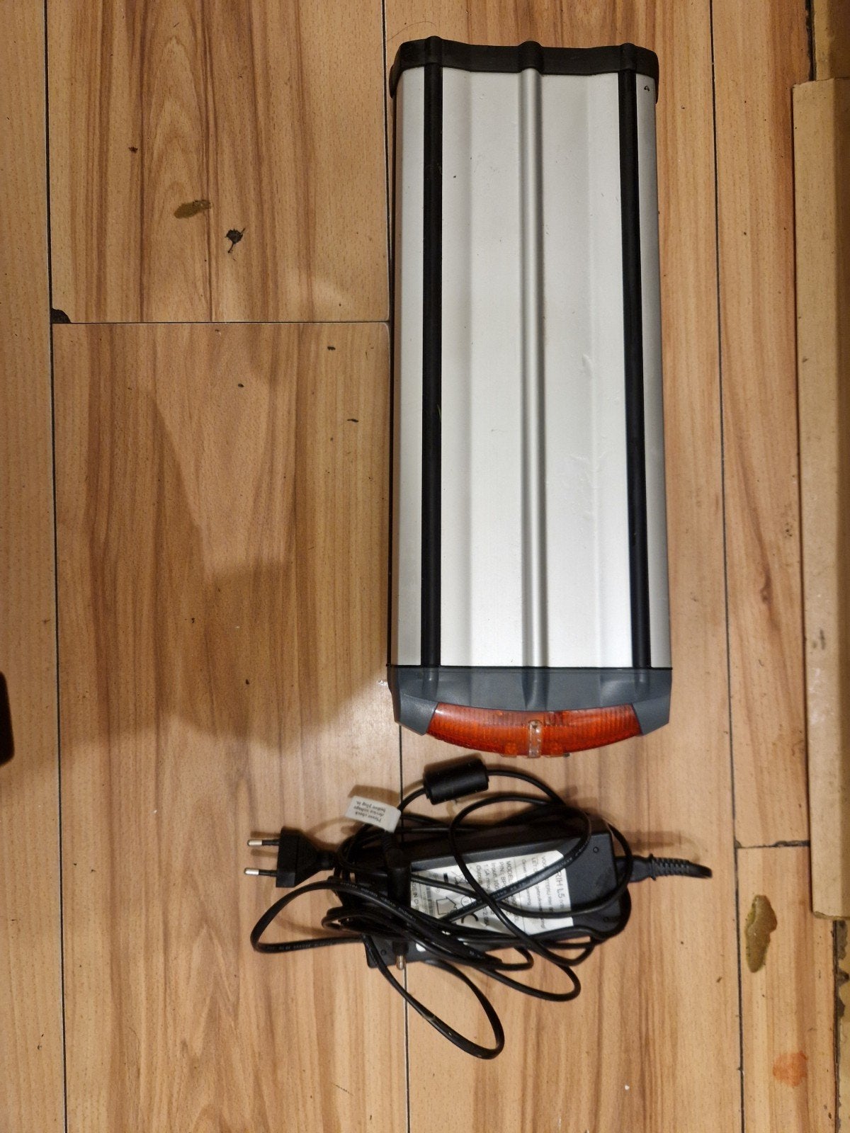 RIH B5 E-bike Accu 36V 12Ah 432Wh met Lader, Ophalen of Verzenden, Gebruikt