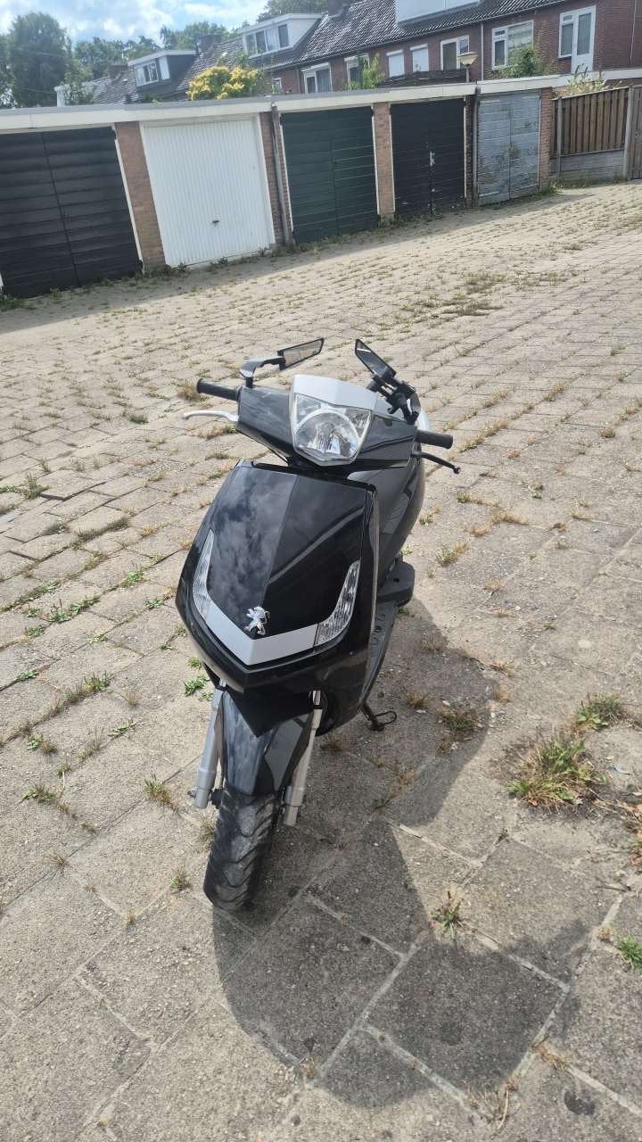 Vivacity 70cc 2-Takt, Ophalen, Zo goed als nieuw, Benzine, Overige modellen