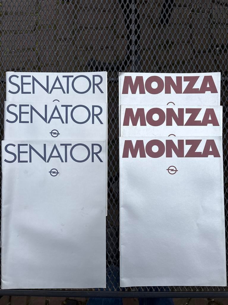 Diverse oude Opel folders: Senator, Monza, Kadett, CarAvan, Ophalen of Verzenden, Gelezen, Opel