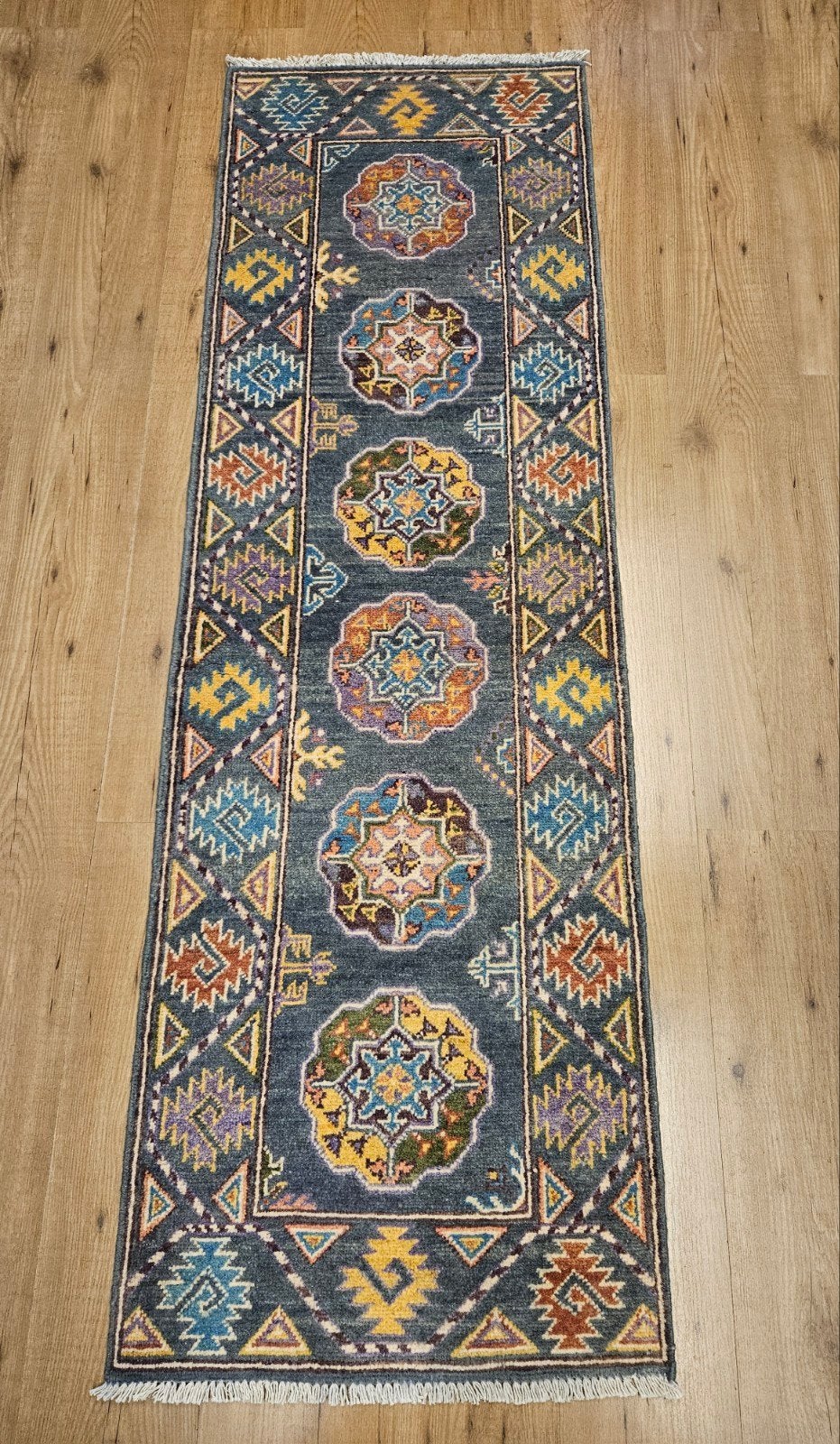 Handgeknoopt oosters tapijt loper modern 191x61