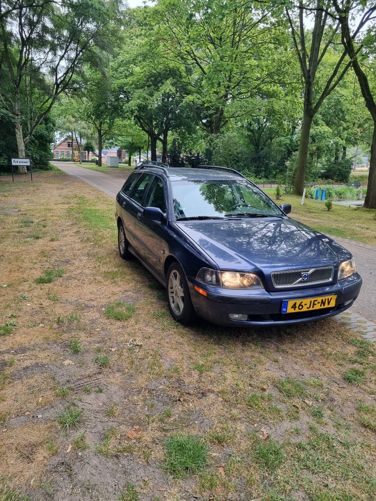 Volvo V40 2.0 T AUT 2002 Blauw, Auto's, Volvo, 1948 cc, 4 cilinders, Blauw, 163 pk