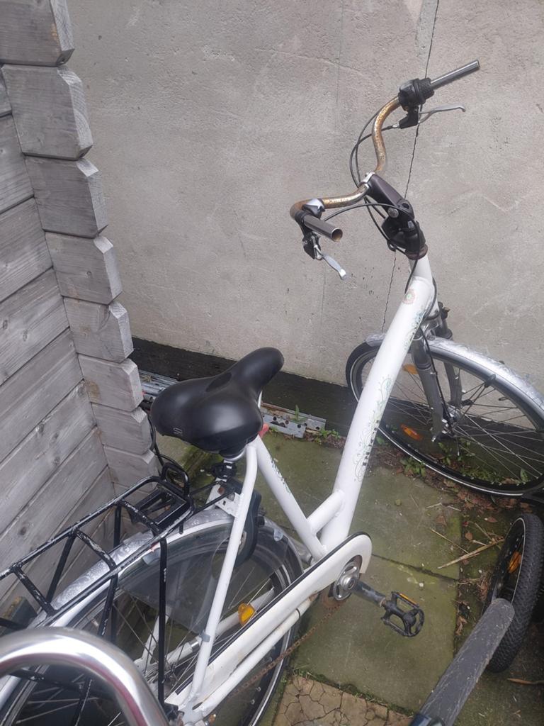 Fiets 26 inch, Fietsen en Brommers, Fietsen | Dames | Damesfietsen, Overige merken, Gebruikt, Versnellingen, Ophalen of Verzenden