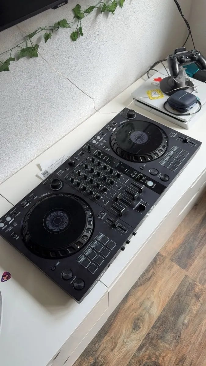 DJ DDJ-FLX6