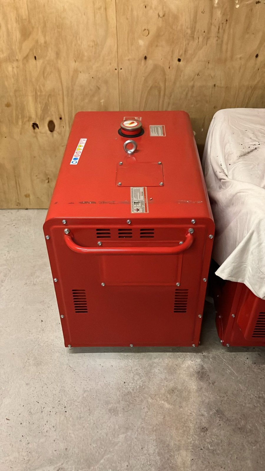 Generator Diesel noodstroom NSA 9,5 kW Silent-Nieuwstaat, Ophalen, Nieuw, Dieselolie