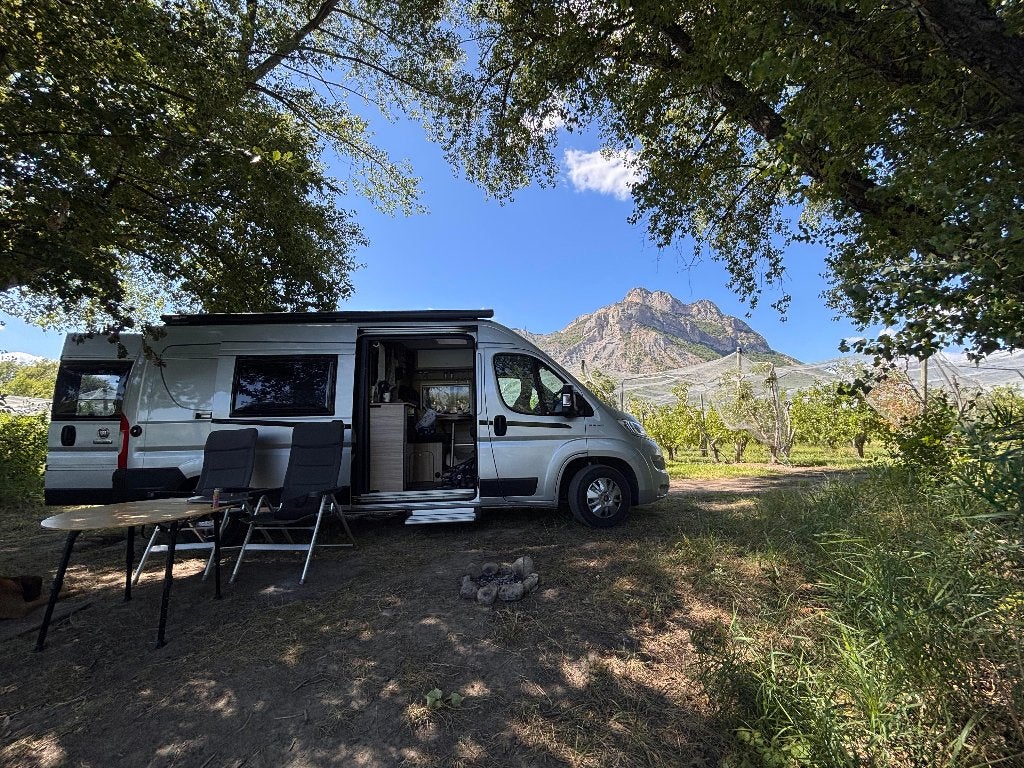 Carado Capron CVE600 - NIEUWSTAAT - 2020 - 44.600km - euro 6, Caravans en Kamperen, Campers, Buscamper of Camperbus, Ringverwarming