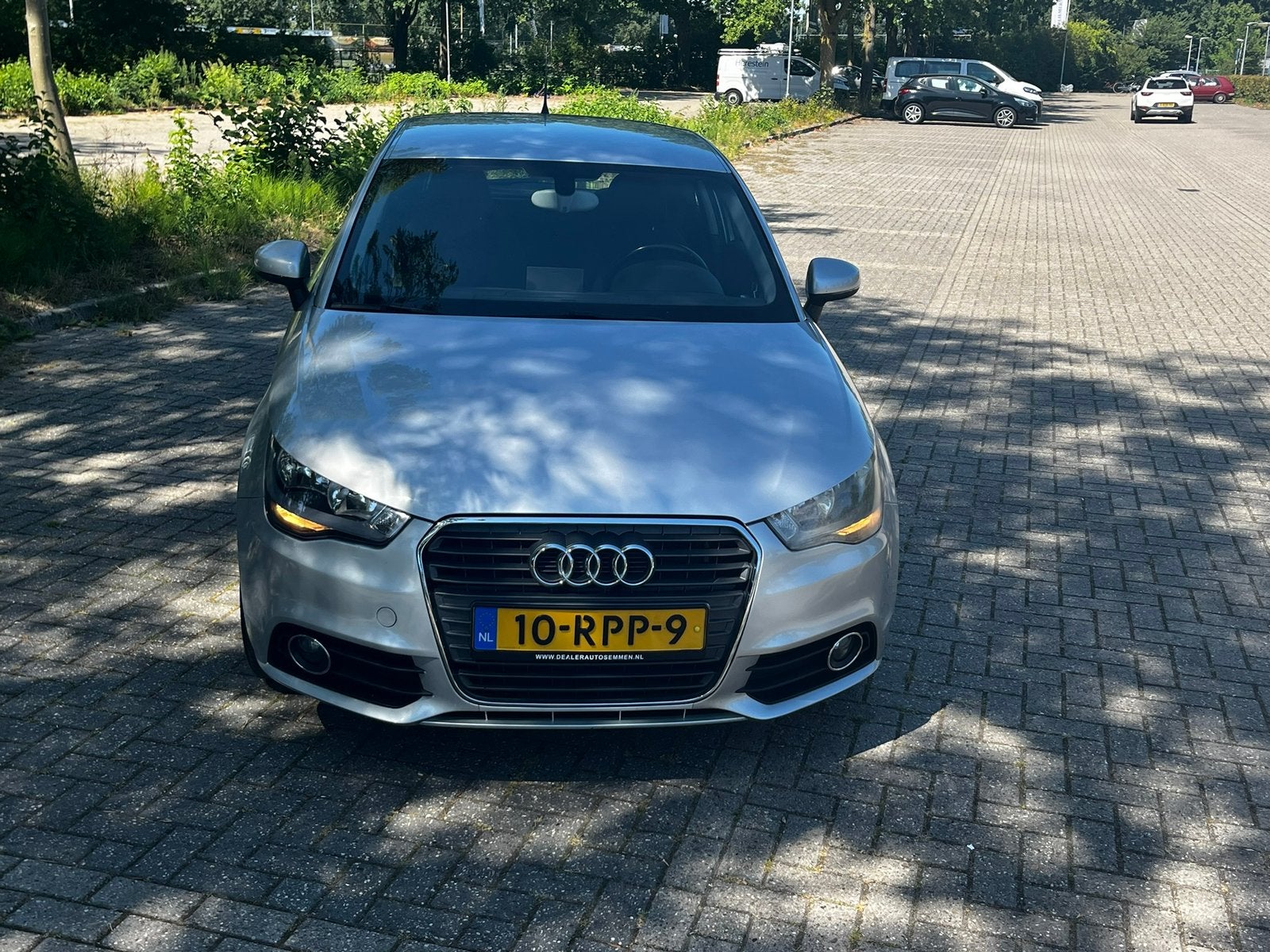 Audi A1 1.2 Tfsi 63KW 2011 Grijs S line, Auto's, Voorwielaandrijving, 4 cilinders, 4 stoelen, Handgeschakeld