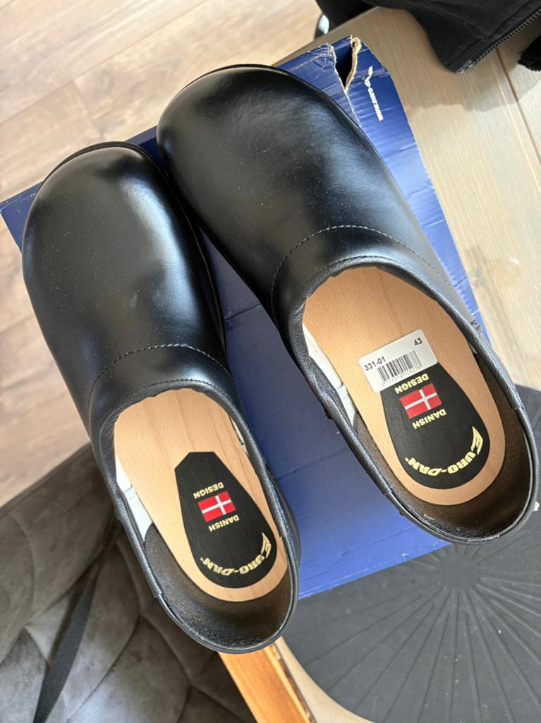Nieuwe Euro-Dan klompen, maat 43, Kleding | Dames, Schoenen, Ophalen, Nieuw, Zwart, Overige typen