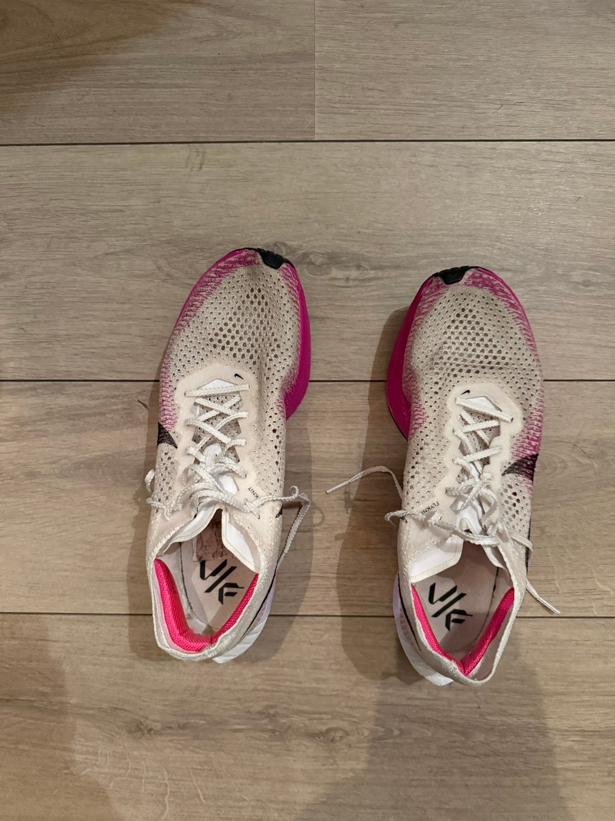 Nike zoomX vaporfly EU 44.5, Ophalen of Verzenden, Zo goed als nieuw, Jongen of Meisje, Sportschoenen