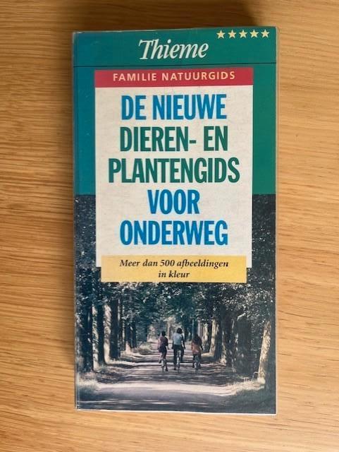 Nieuwe dieren en plantengids voor onderweg, Boeken, Natuur, Ophalen of Verzenden, Nieuw, Natuur algemeen