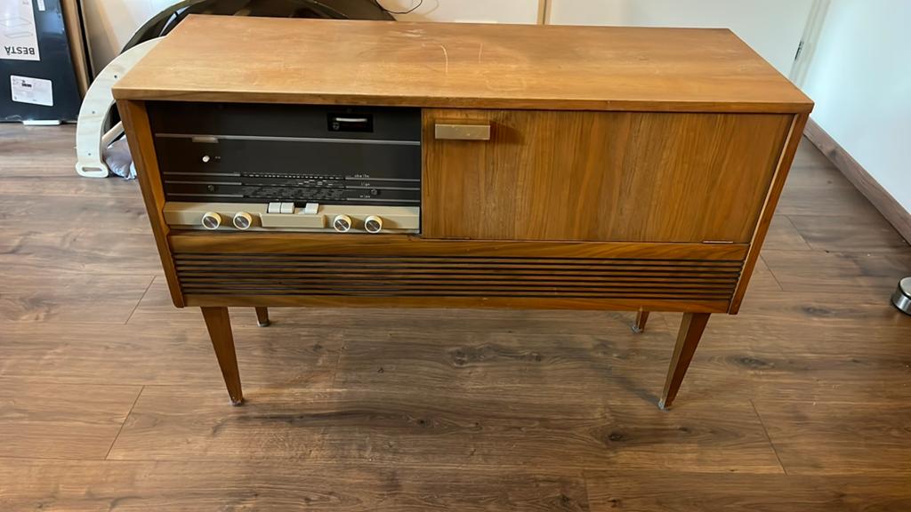 Vintage Radio Meubel met Platenspeler, Antiek en Kunst, Antiek | Tv's en Audio, Ophalen