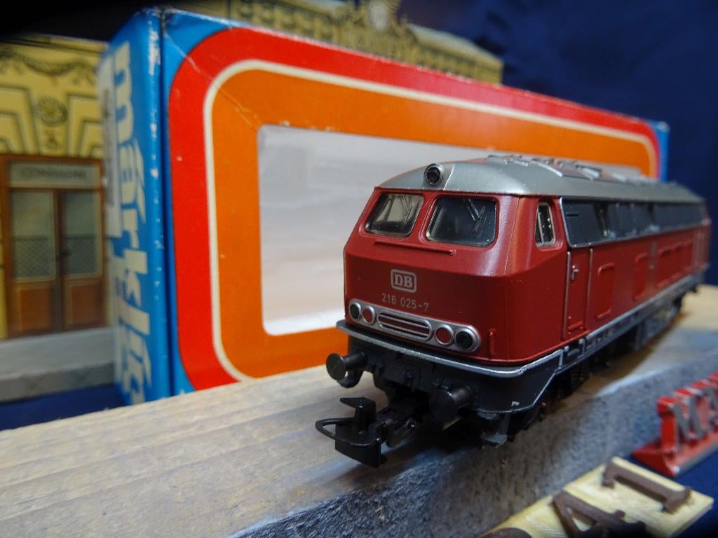 241=Marklin 3075-4 van de Duitse spoorwegen.115, Wisselstroom, Locomotief, Ophalen of Verzenden, Zo goed als nieuw