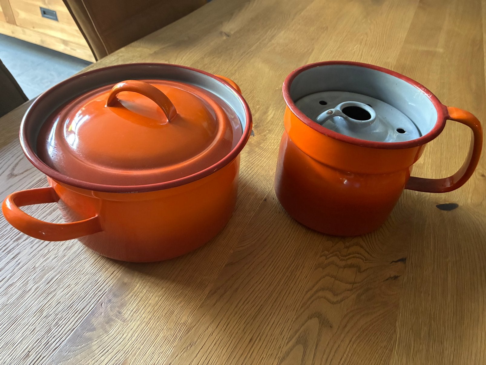 2 vintage pannen emaille jaren ‘60, Antiek en Kunst, Ophalen of Verzenden