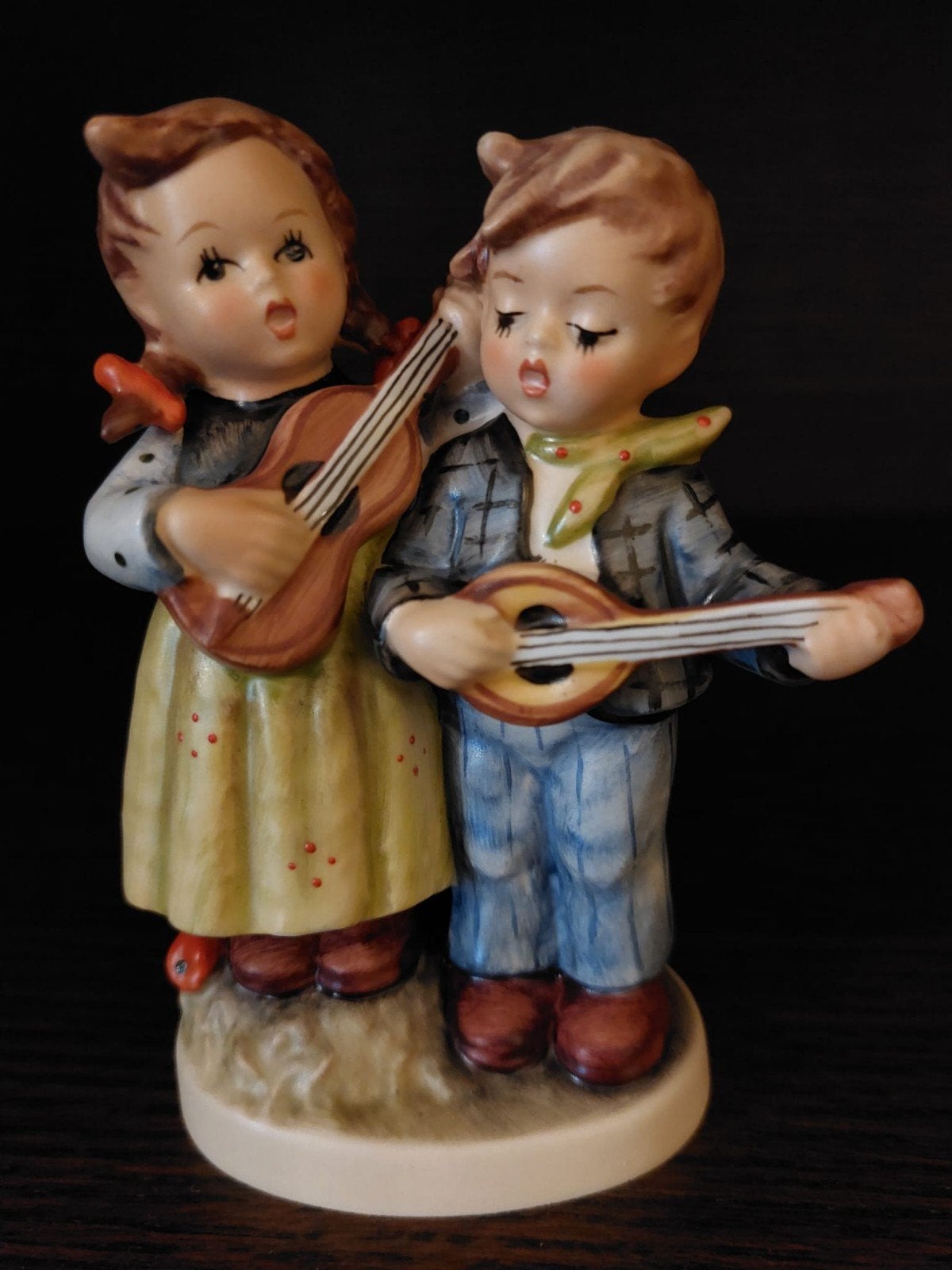Hummel Goebel- Twee muzikanten-meisje en jongen, Ophalen of Verzenden, Zo goed als nieuw, Hummel