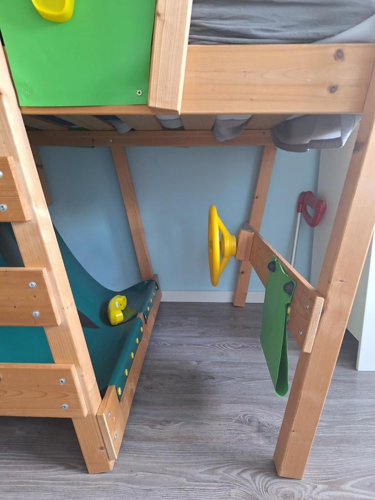 Hoogslaper voor kinderen van Crazy Snuggy, Kinderen en Baby's, Kinderkamer | Stapelbedden en Hoogslapers, Ophalen, Gebruikt, Hoogslaper