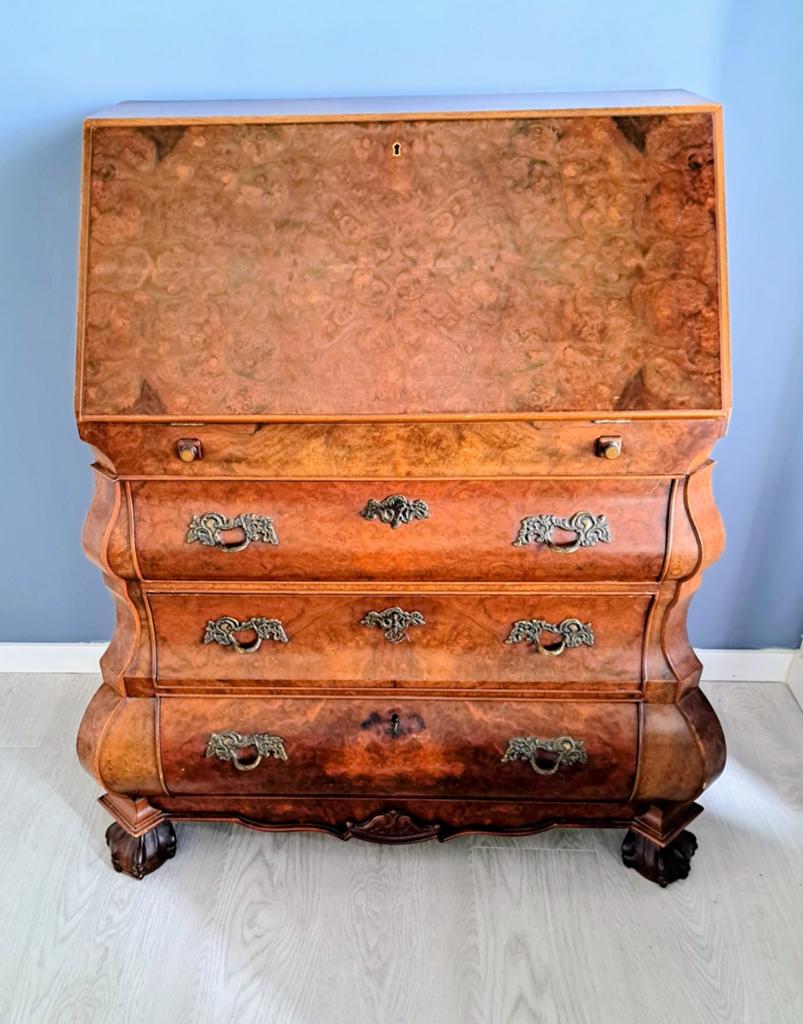 Antieke Secretaire met Barokke Vormgeving en Wortelnoten, Ophalen