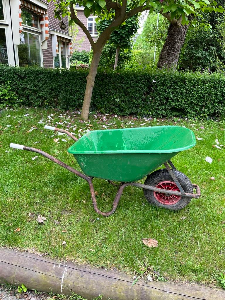 Kruiwagen fort, Ophalen, Gebruikt, Handmatig, Tweewielig