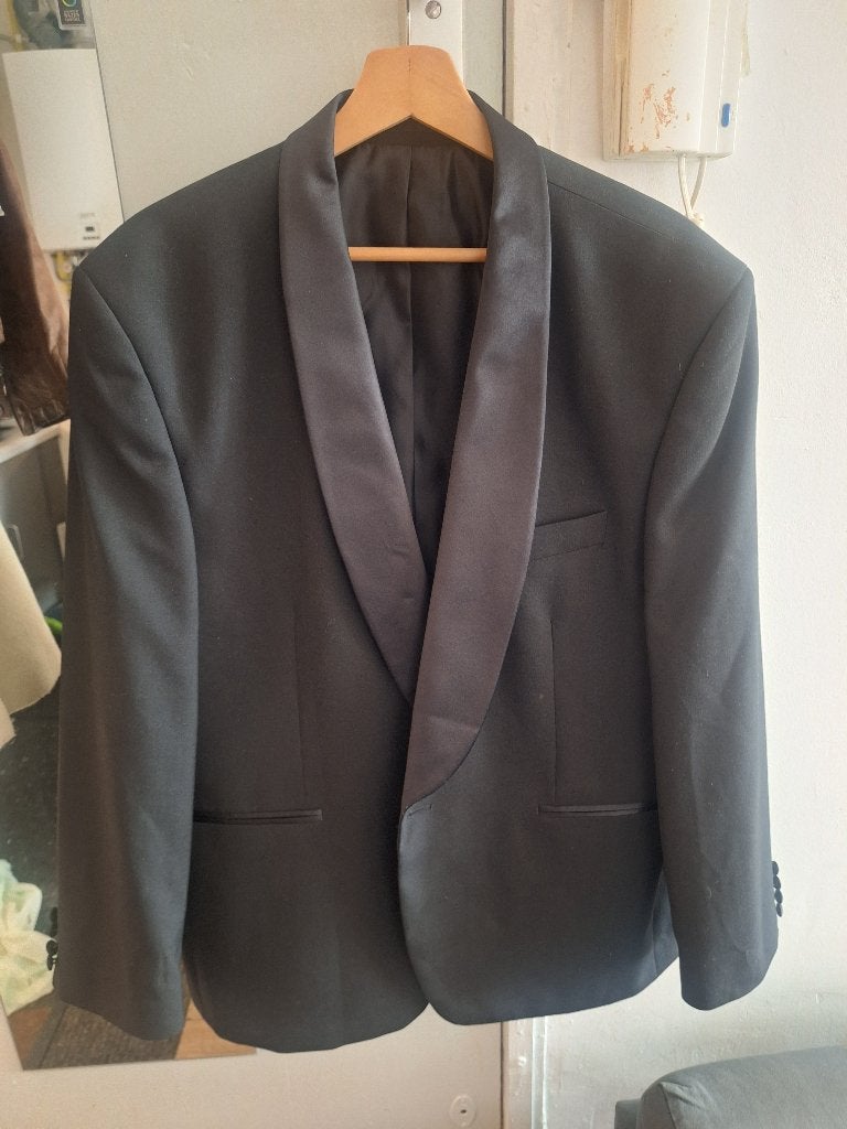 Chique zwarte heren smoking, Italiaans merk, maat L/54, Kleding | Heren, Kostuums en Colberts, Ophalen of Verzenden, Zo goed als nieuw