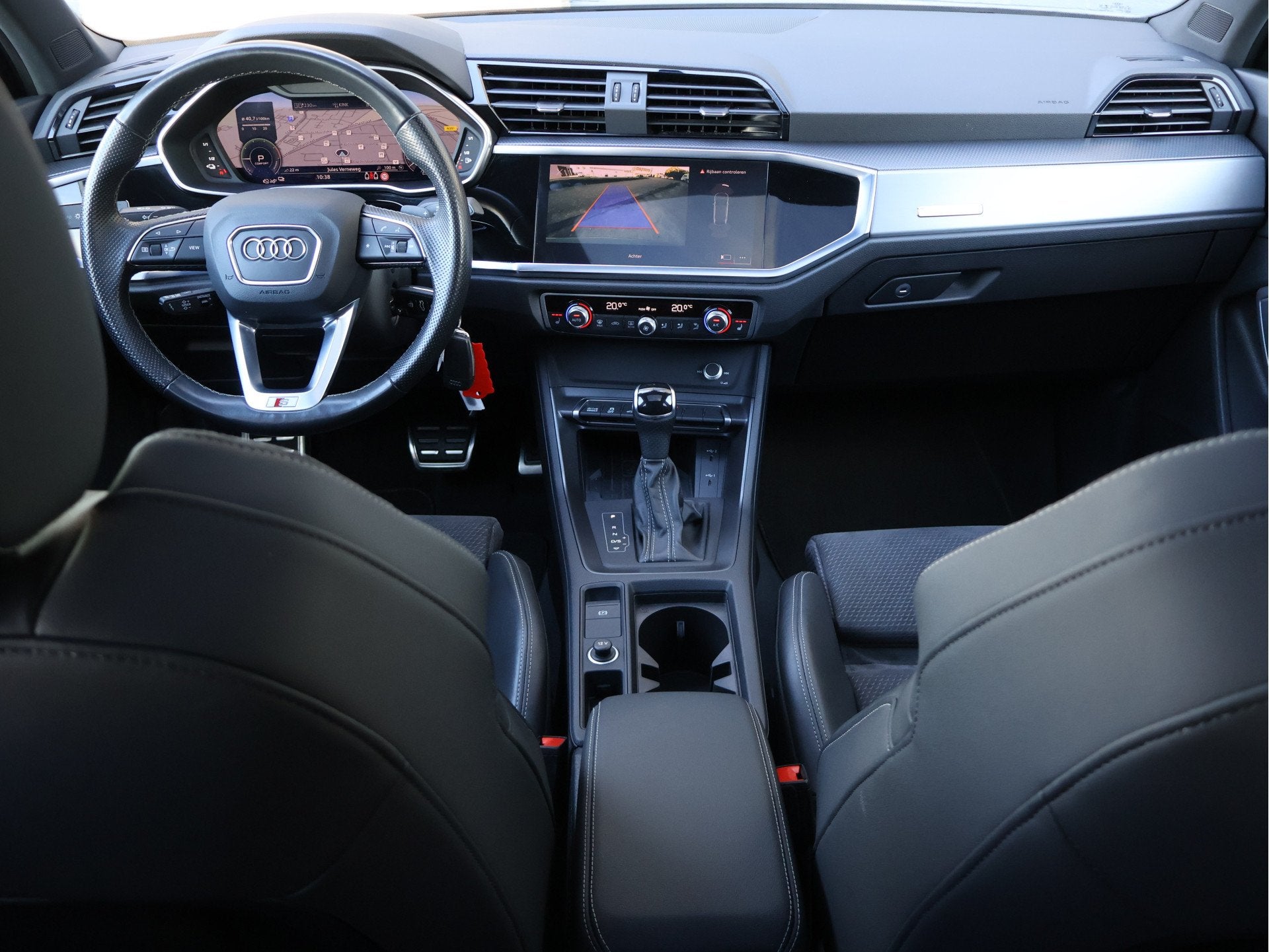 Audi Q3 Sportback 45 TFSI e S Edition | S line | Matrix LED, Dealer onderhouden, Gebruikt, Leder en Stof, Hybride Elektrisch/Benzine