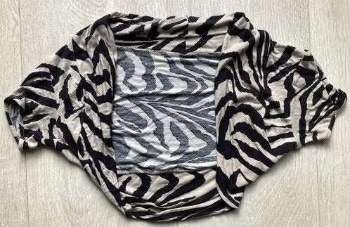 Bolero / kort vestje Maat M zwart/beige, Maat 38/40 (M), Zwart, Ophalen of Verzenden, Zo goed als nieuw