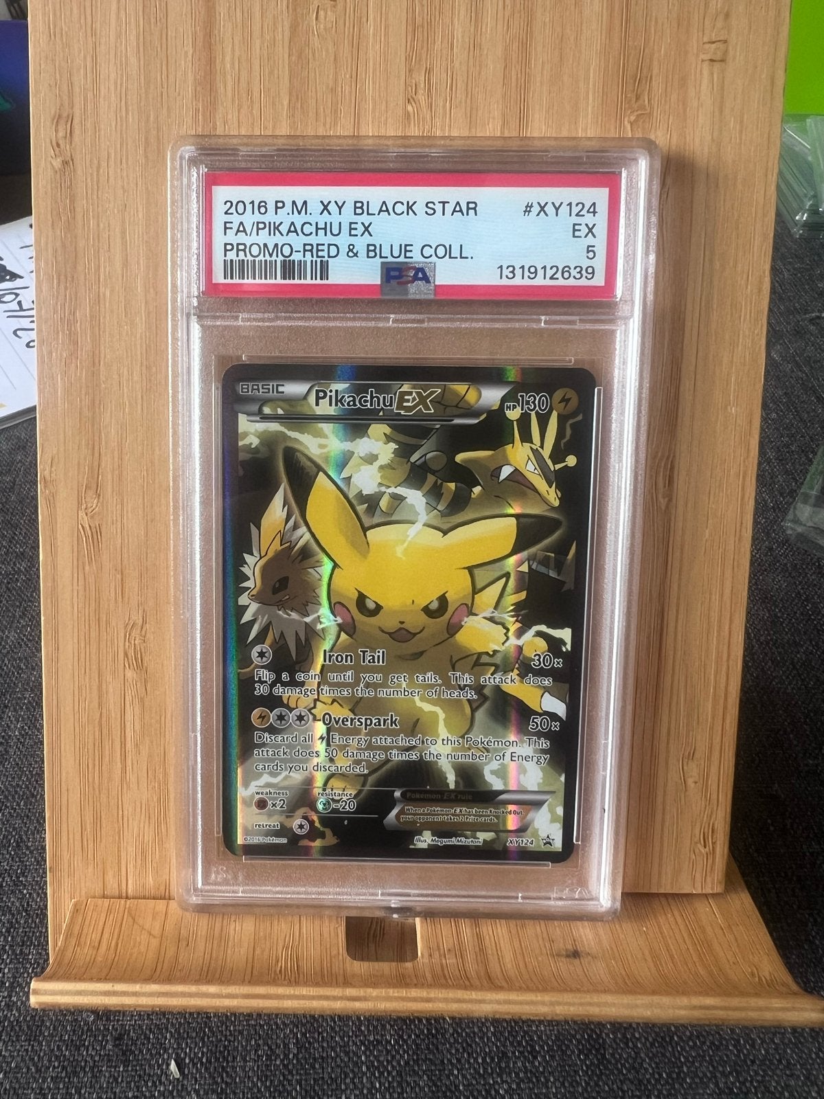 Pikachu EX XY124 Promo PSA 5 Pokémon Kaart, Ophalen of Verzenden, Gebruikt, Losse kaart, Foil