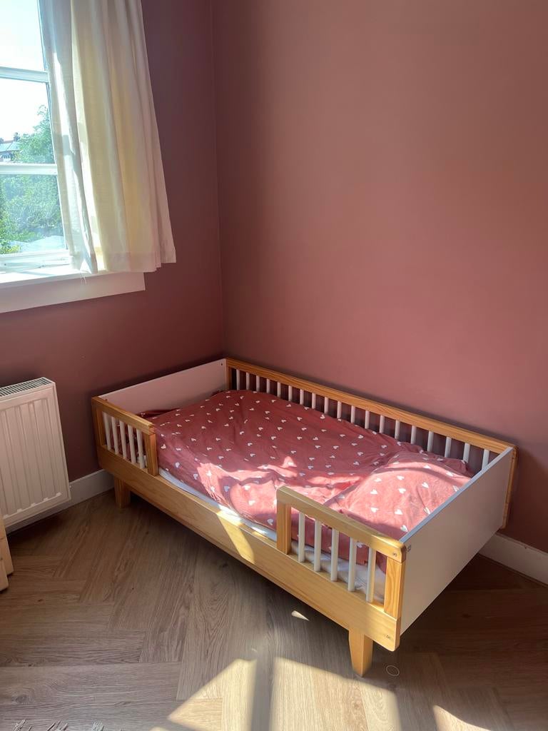 Petit amelie peuterbed, Ophalen, Gebruikt, 70 tot 85 cm, Lattenbodem