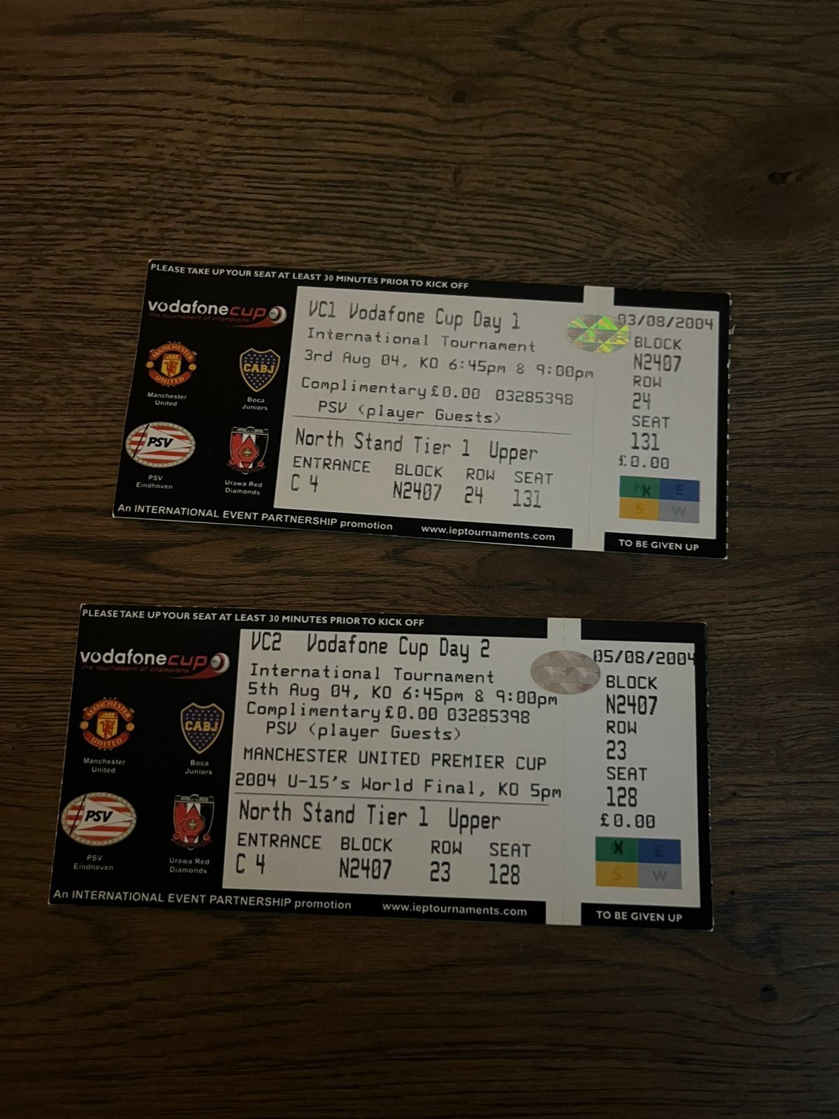 KAARTEN DAG 1en 2 VODAFONE CUP 2004 met PSV/MANCHESTER UNITE, Ophalen of Verzenden, Zo goed als nieuw, PSV, Overige typen