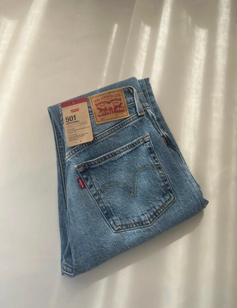 501 LEVI'S Original Jeans 27/30 medium blauw / Dames, Ophalen of Verzenden, Nieuw, Blauw, W27 (confectie 34) of kleiner
