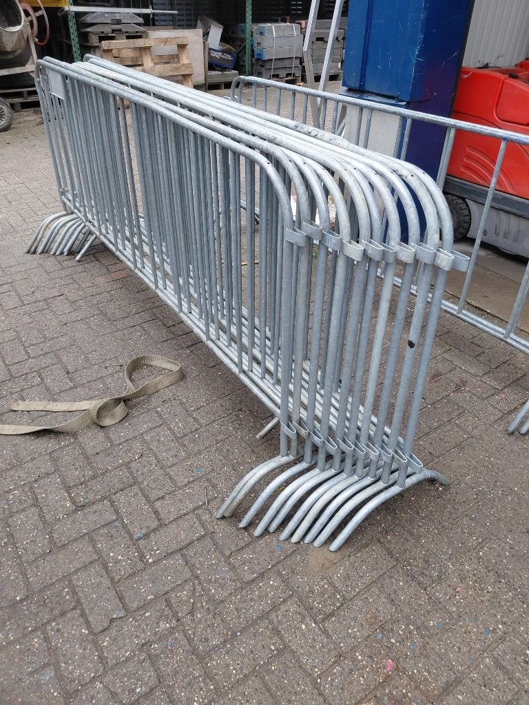 Partijtjes gebruikte dranghekken, Ophalen, Gebruikt, IJzer