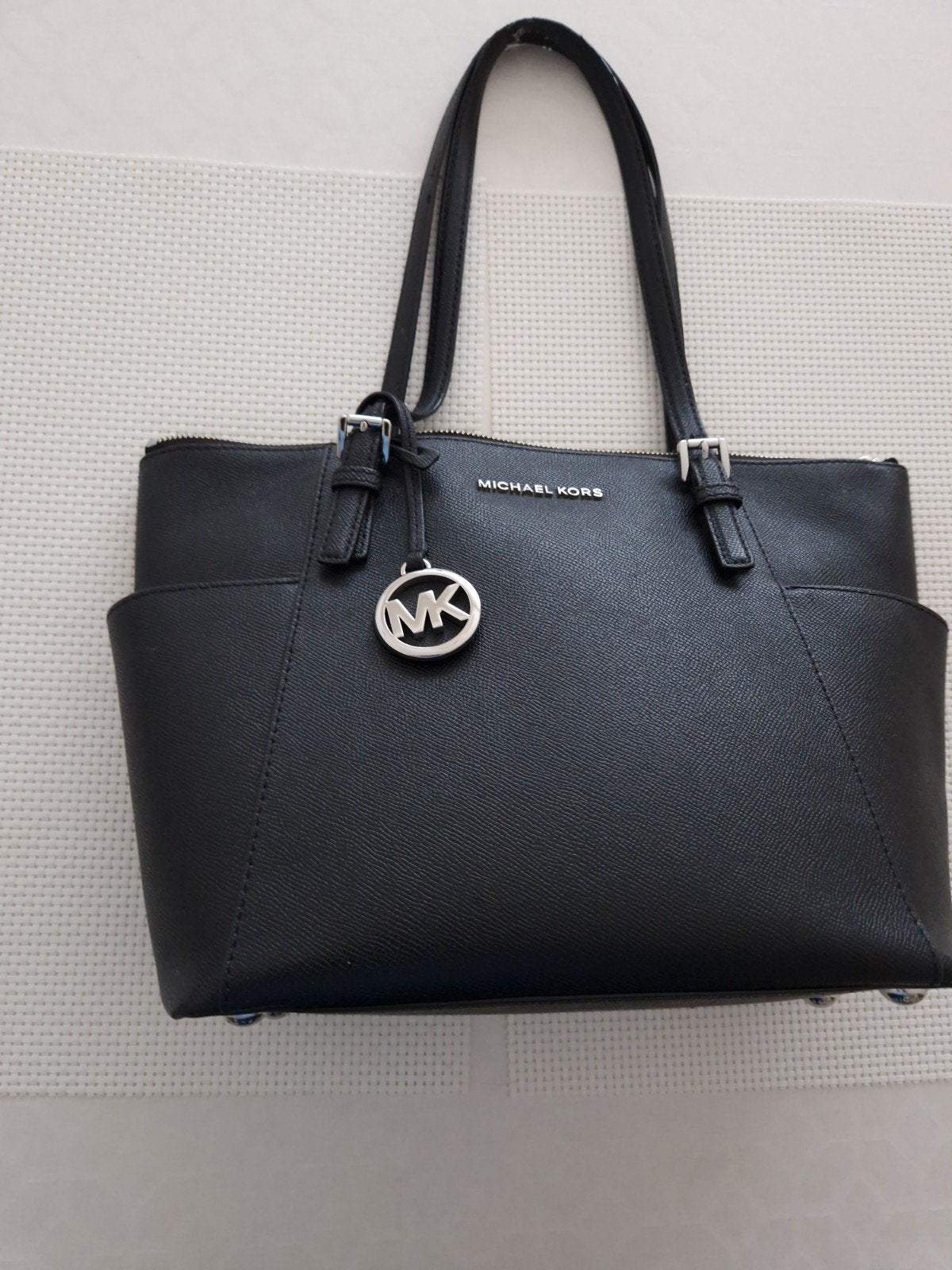 Michael Kors schoudertas zwart leer, Ophalen of Verzenden, Gebruikt, Zwart, Overige typen