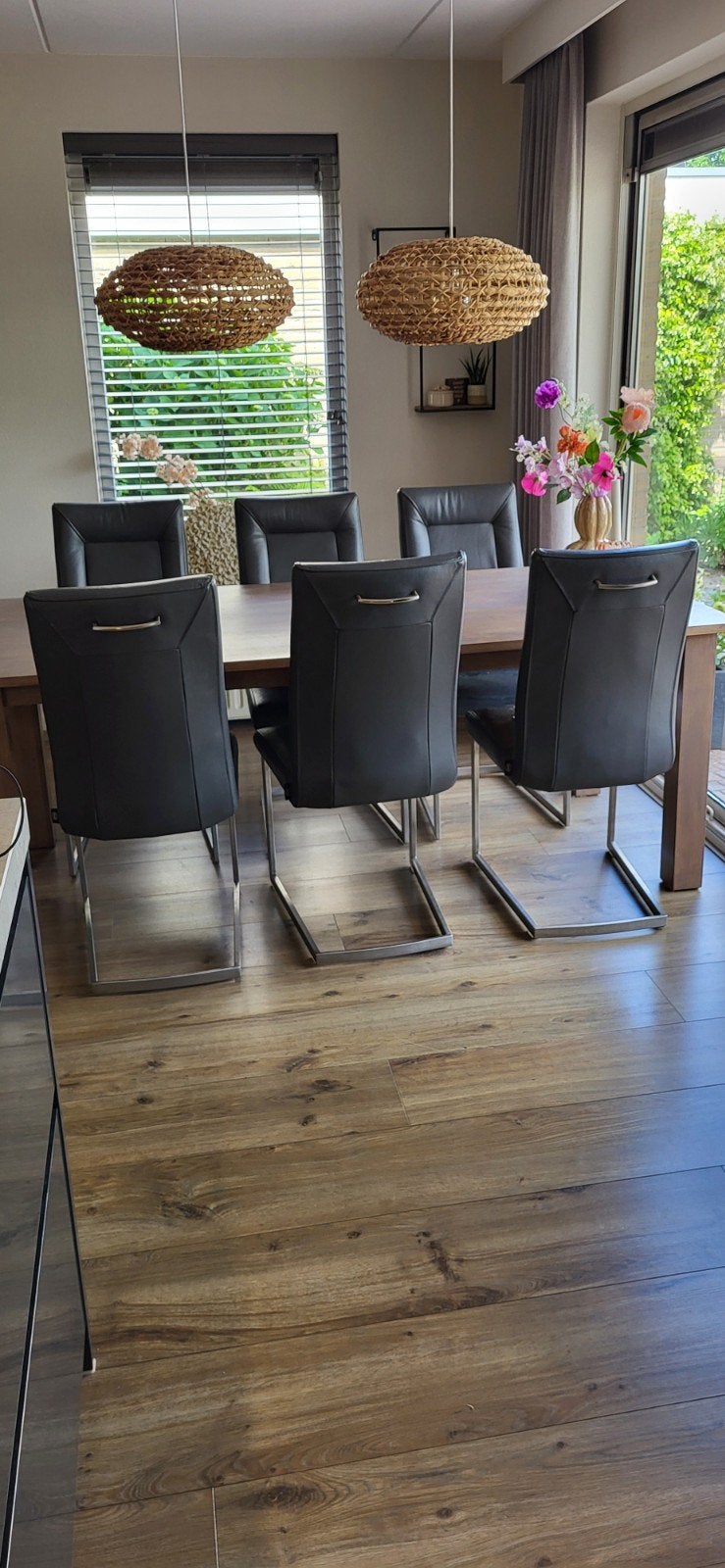 Houten eettafel met 6 antracietgrijze stoelen, Huis en Inrichting, Gebruikt, 50 tot 100 cm, Vijf personen of meer, 150 tot 200 cm