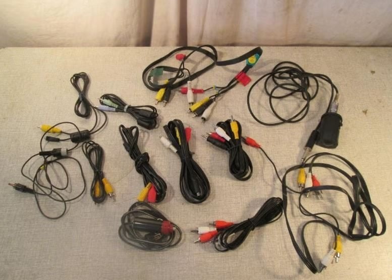 Mooie Partij met allerlei Hifi / Audio Kabels, Ophalen of Verzenden, Zo goed als nieuw, Minder dan 2 meter, Overige kabels