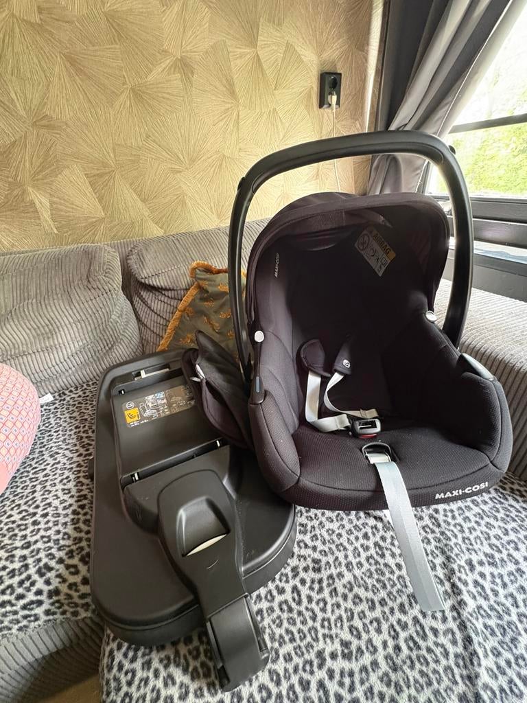 Maxicosi - Cabriofix i-size met isofix & regenhoes, Ophalen of Verzenden, Zo goed als nieuw, Isofix, 0 t/m 13 kg