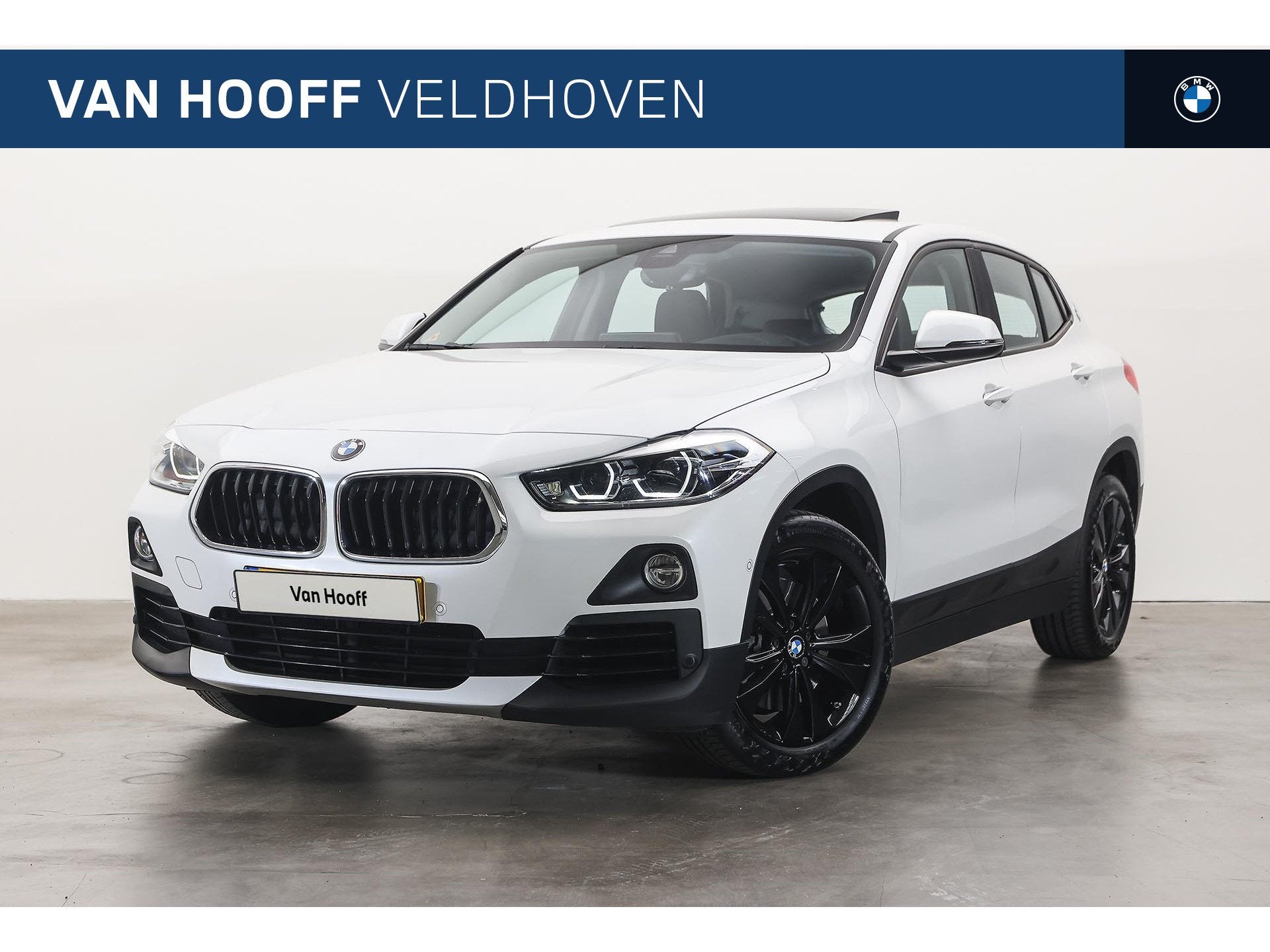 BMW X2 sDrive20i High Executive Automaat / Panoramadak / Spo