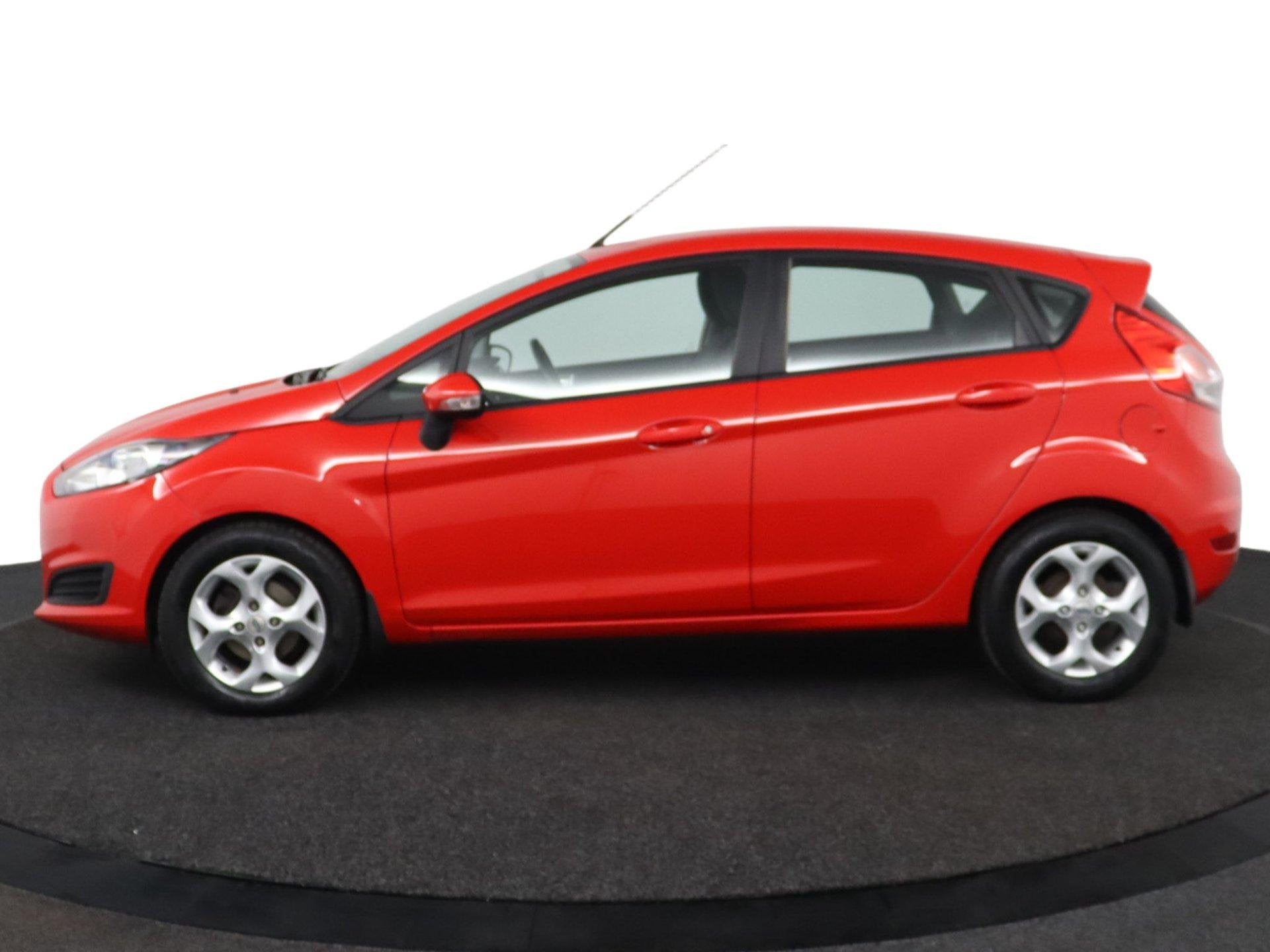 Ford Fiesta 1.0 EcoBoost Titanium |Automaat|Stoelverwarming, Gebruikt, Euro 6, Bedrijf, Geïmporteerd